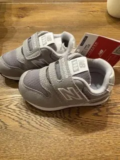 New Balance 996 キッズシューズ グレー