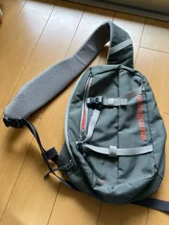美品 パタゴニア 旧モデル 3点支持 アトムスリング 8L リュック - メルカリ