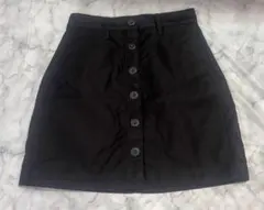ユニクロ　ブラックミニスカート