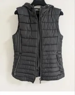 ZARA　ダウンジャケット　ブラック　黒　レディース　ダウンベスト　美シルエット