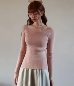 [ セゾン ド パピヨン ＊ イレギュラーネックニットプルオーバー ]