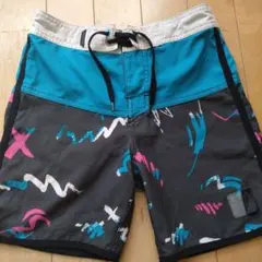 QUIKSILVER サーフパンツ水着130cm