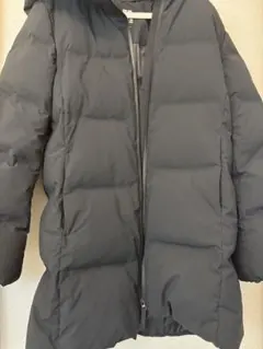 UNIQLO 黒 フード付き ダウンジャケット