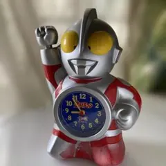 ウルトラマン 置時計 フィギュア型 約20cm 円谷プロ　ジャンク　(414)