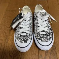 ディズニー　Ｄ24 TDR スニーカー　新品　22.5のサムネイル