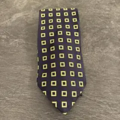 Item thumbnail for item 486daf3b-17d9-45f4-b9f5-1fb3dbdc53ad