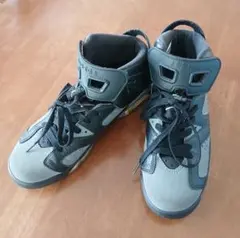 【値下げ】NIKE AIR JORDAN 6 RETROバスケットシューズのサムネイル