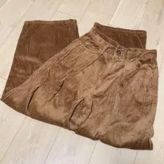 コーデュロイパンツ