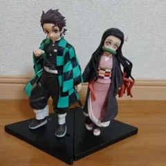 鬼滅の刃 フィギュア 三体セット 鬼滅の刃 フィギュア 3体＋キーホルダーセット - メルカリ