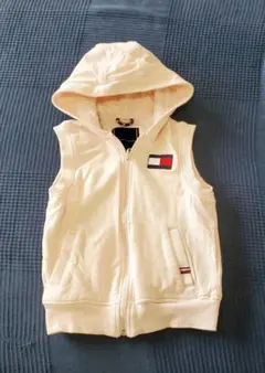Tommy Hilfiger フード付きベスト サイズ122