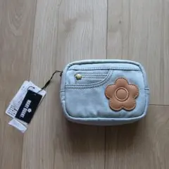 新品タグ付き　MARY QUANT デニム風ポーチ