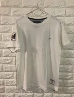 トミーヒルフィガー　Tシャツ　Lサイズ