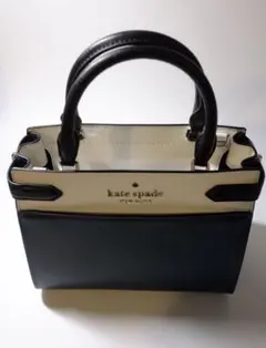 未使用ケイトスペードハンドバッグ　NEW Kate Spade Hand Bag