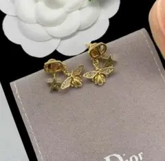 2025年最新】dior ピアス 蜂の人気アイテム - メルカリ