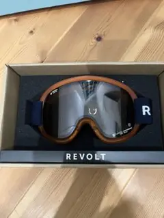美品 REVOLT SUPER LIGHT FRAME ゴーグル 調光