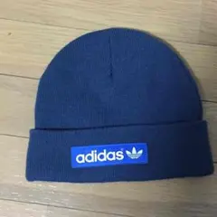 アディダスオリジナル ニット帽