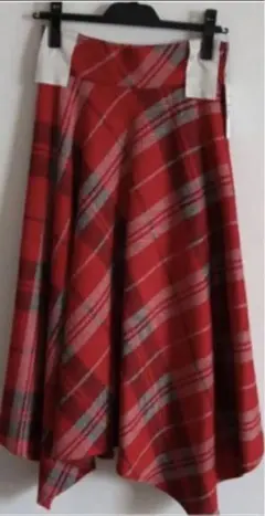 フェンネル　赤チェックスカート