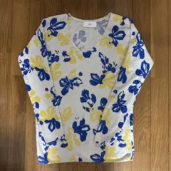 AZUL by moussy 花柄 Vネック長袖ニット
