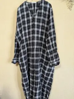 スタジオクリップ・ブラック・ホワイトチェック Vネックワンピース羽織り