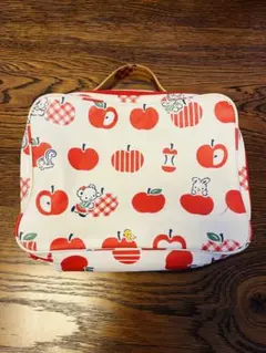 ファミリア 人気　オムツポーチ　りんご柄　ファミちゃん　ポケット付き　収納ポーチ