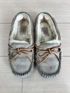 UGG モカシン ベージュ 24cm UGG モカシン ベージュ 24cm - メルカリ