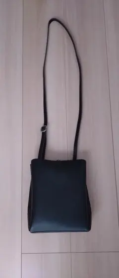 ショルダー　軽量ショルダーバッグ未使用