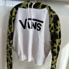VANS クロップドパーカー
