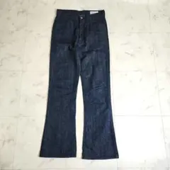 【美品】HOLIDAY DENIM ハイウエスト　フレア　デニム 濃紺　日本製のサムネイル