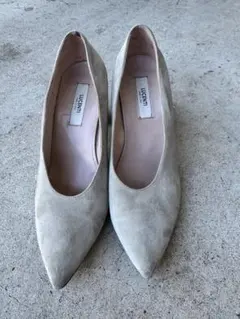 Item thumbnail for item 8a7afc73-d829-4ac3-aa8a-ef5973e1e1b0