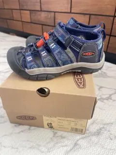 KEEN SMOKEY BEAR MULTIサンダル US 1 ネイビー20cm