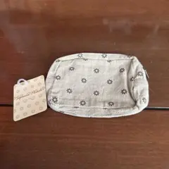 花柄ポーチ 新品未使用