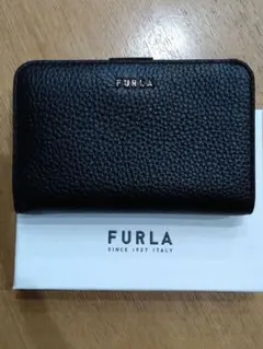 FURLA ブラック 二つ折り財布