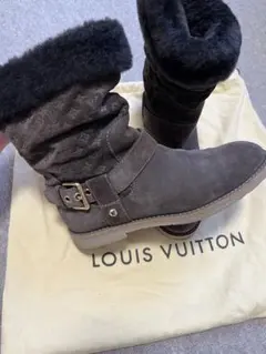 LOUIS VUITTON 2way ムートンブーツ　37