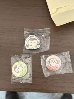 くら寿司コラボキャラクター ピンバッジ 3個セット　ちいかわ