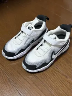 Nike スニーカー １８センチ