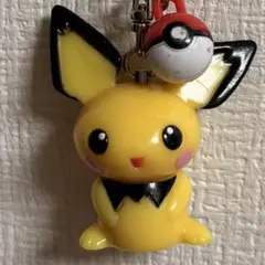 ✴︎ピチュー ✴︎キーホルダー ポケモンボール付きキーチェーンかわいい