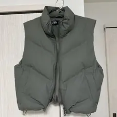 ZARA オリーブグリーン ノースリーブダウンジャケット S