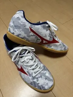 値下中モナルシーダNEO SALA CLUB IN(フットサル)24.5cm