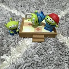 ポップマート　ディズニーエイリアン　PARTY GAMES