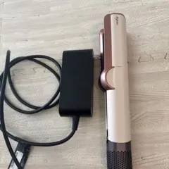 Dyson Airwrap ホワイト/ローズゴールド 充電器付き Dyson Airwrap ホワイト・ローズゴールド - メルカリ