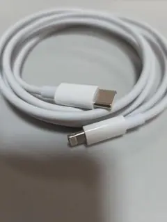 Type-C to Lightningケーブル／iPhone 充電コード