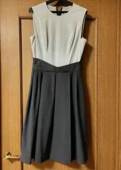 希少　FOXEY　ニューヨーク　ノースリーブ膝丈ワンピース グレー　美品