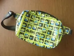 ディズニー　トイストーリー　エイリアン　ボディバッグ