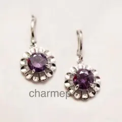 【P095】パープルの菊爪モチーフシンプルピアス