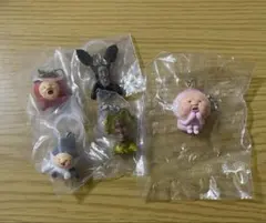 こびとずかん めじるしフレンズ2 4種とカクレモモジリキーホルダー