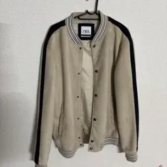 ZARA ベージュ・ネイビー ボンバージャケット