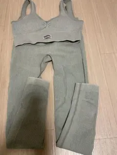 MONOMONO コーデュロイ風ヨガウェア上下セット 《M》