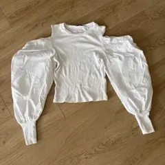 ZARA 肩だしトップスのサムネイル