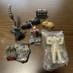 フィギュアセット ゴジラ・ウルトラマンなど
