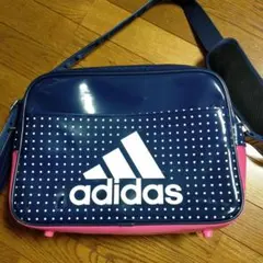 アディダスエナメルスポーツバック